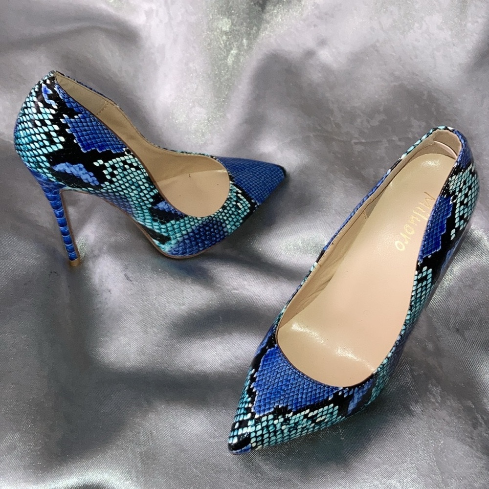 Blue Snake Skin Print Stilettos by Miluoro 5.5